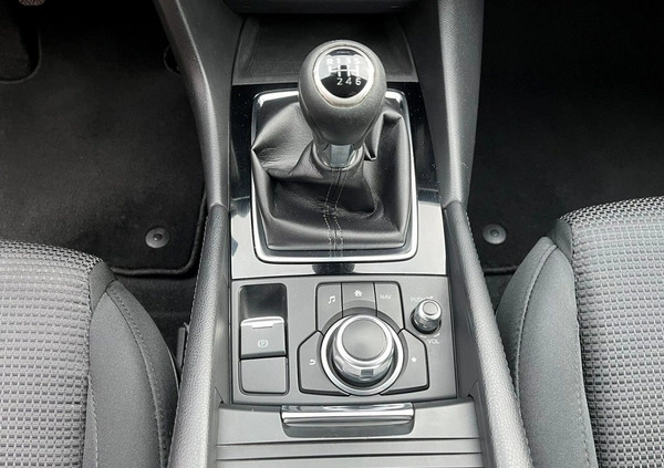 Mazda 3 cena 49900 przebieg: 221463, rok produkcji 2018 z Kłecko małe 667
